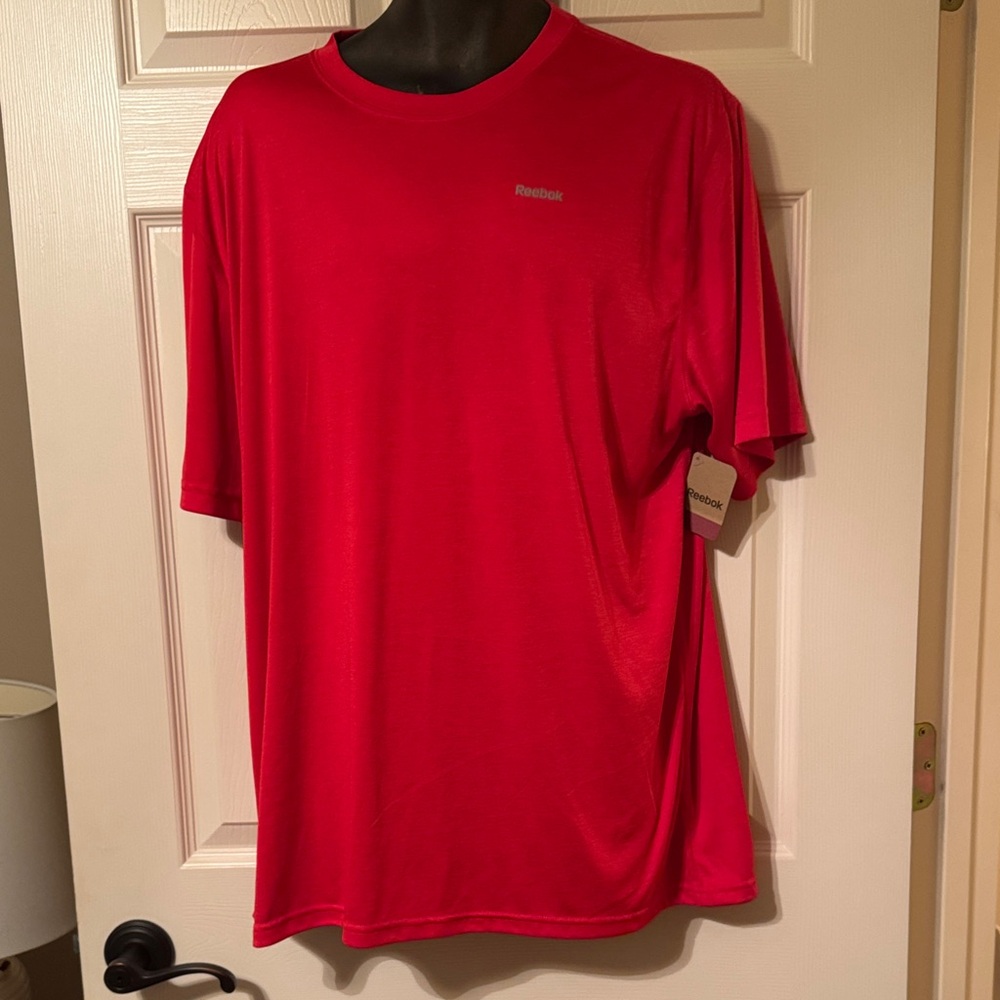 Reebok Men's Bright Red Short Sleeve Performance Tee Size XL